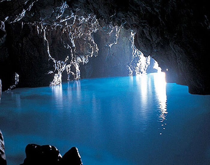 La Grotta Azzurra